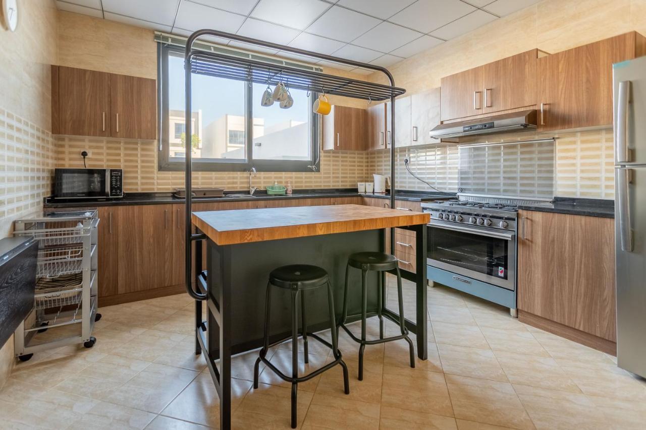 Al Dana Sea View Villa Fudžajra Exteriér fotografie