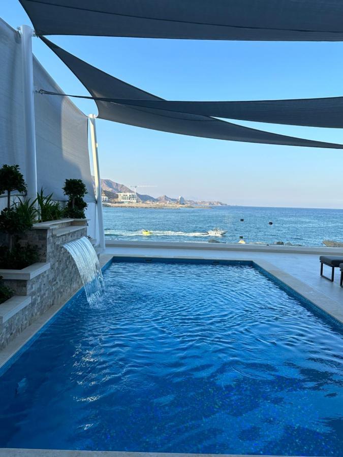 Al Dana Sea View Villa Fudžajra Exteriér fotografie