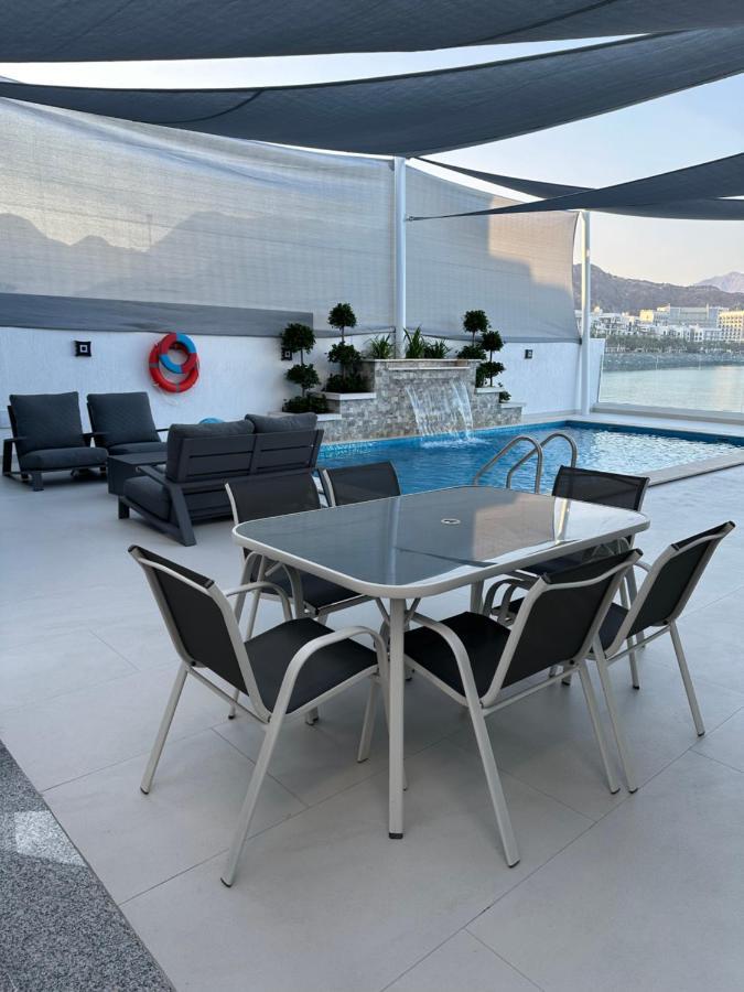 Al Dana Sea View Villa Fudžajra Exteriér fotografie