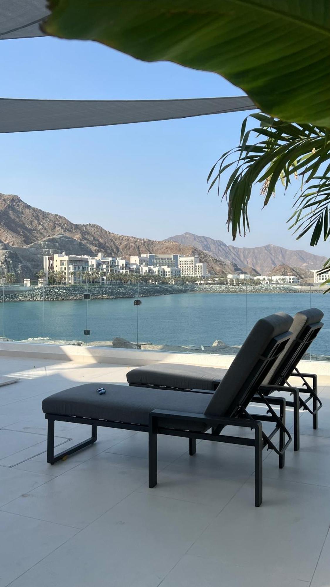 Al Dana Sea View Villa Fudžajra Exteriér fotografie