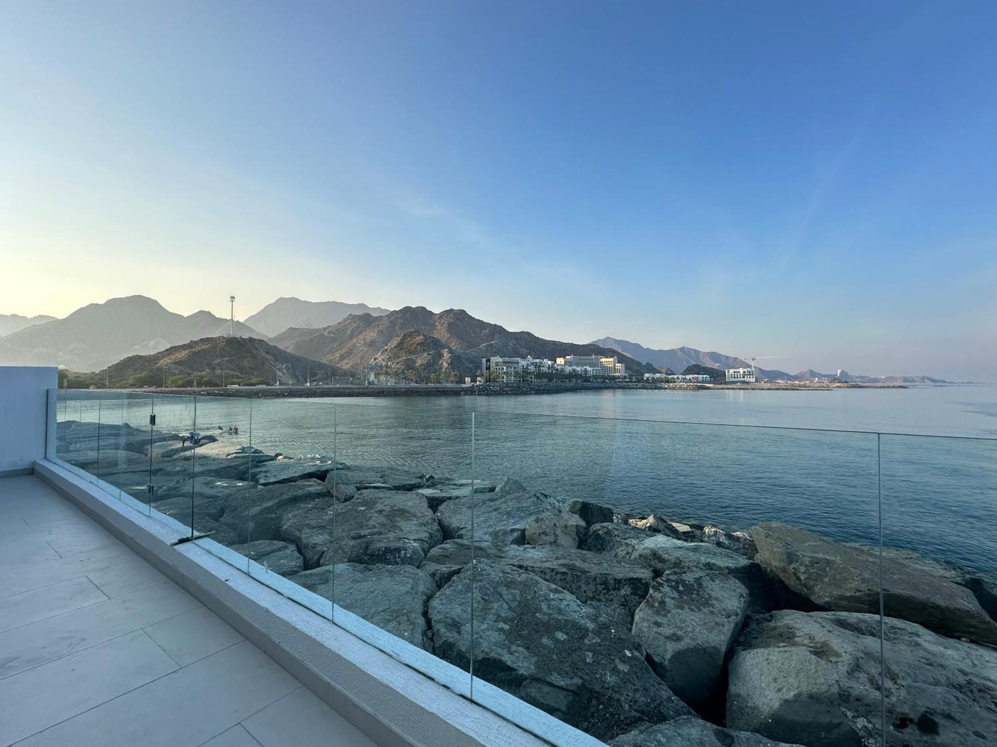 Al Dana Sea View Villa Fudžajra Exteriér fotografie